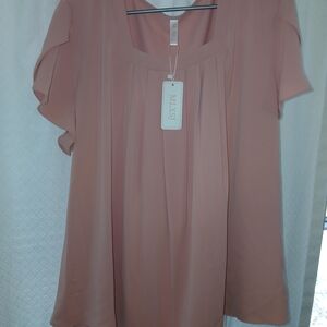 3X NWT Pink Flutter Tulip Sleeve Relaxed Blouse With Square Neckline